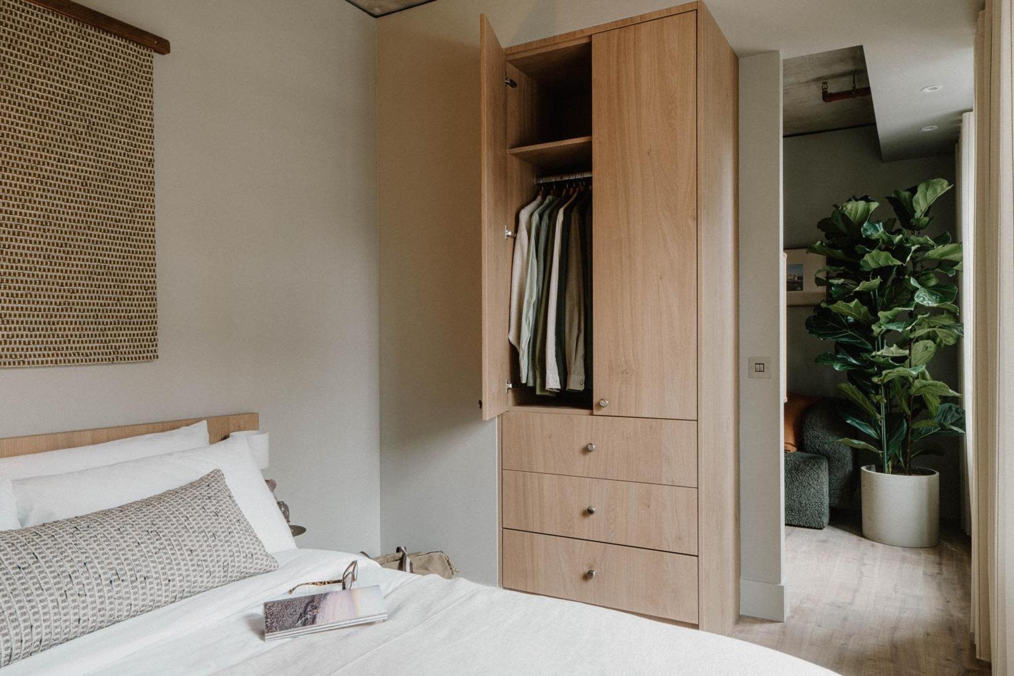 Mason & Fifth, Westbourne Park *